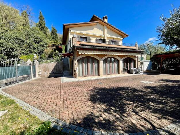 Haus zum Kauf 599.000 € 6 Zimmer 167 m² 700 m² Grundstück Caprino Veronese 37013