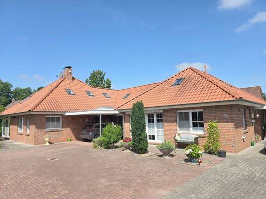 Einfamilienhaus zum Kauf 459.000 € 6 Zimmer 276 m² 1.017 m² Grundstück Hesel 26835