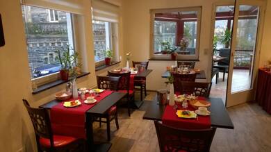 Hotel zum Kauf als Kapitalanlage geeignet 1.200.000 € 14 Zimmer 60 m² 619 m² Grundstück Kues Bernkastel-Kues 54470