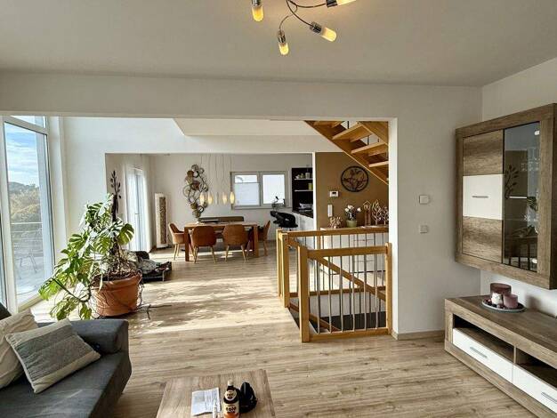 Einfamilienhaus zum Kauf 890.000 € 6,5 Zimmer 245 m² 635 m² Grundstück Unterhausen Oberhausen 86697