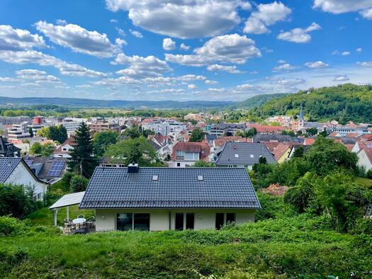 Bungalow zum Kauf 417.000 € 4,5 Zimmer 105 m² 2.594 m² Grundstück Merzig 66663