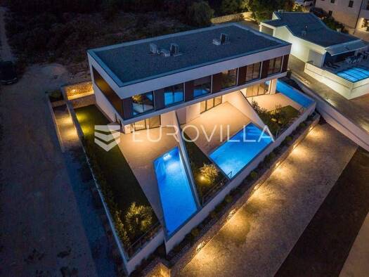 Haus zum Kauf 540.000 € 3 Zimmer 130 m² Mandre Kolan