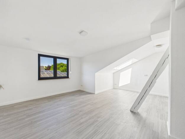 Wohnung zur Miete 700 € 3,5 Zimmer 90 m² Geschoss 2/2 frei ab sofort Weilmünster Weilmünster 35789