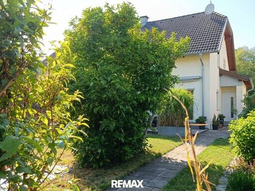 Doppelhaushälfte zum Kauf 380.000 € 4 Zimmer 117 m² 350 m² Grundstück Altenmarkt an der Triesting 2571