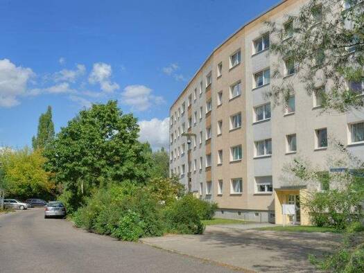 Wohnung zur Miete 360 € 3 Zimmer 57 m² 5. Geschoss Erhard-Hübener-Straße 23 Silberhöhe Halle 06132