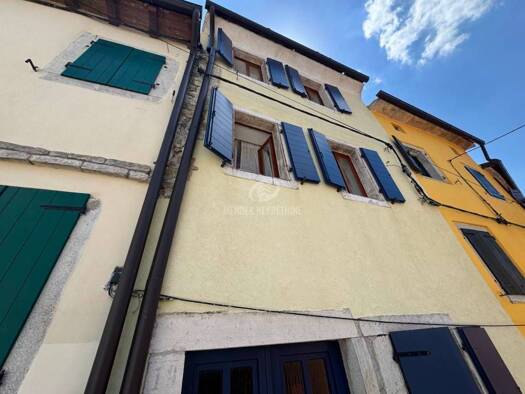 Haus zum Kauf 235.000 € 2 Zimmer 114 m² Motovun