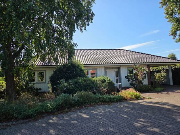 Haus zum Kauf 375.000 € 5 Zimmer 161 m² 831 m² Grundstück Varel Varel 26316