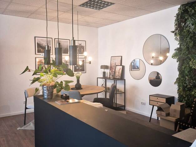 Bürokomplex zur Miete 7 € 555 m² Bürofläche teilbar von 50 m² bis 555 m² Nettelstedt Lübbecke 32312