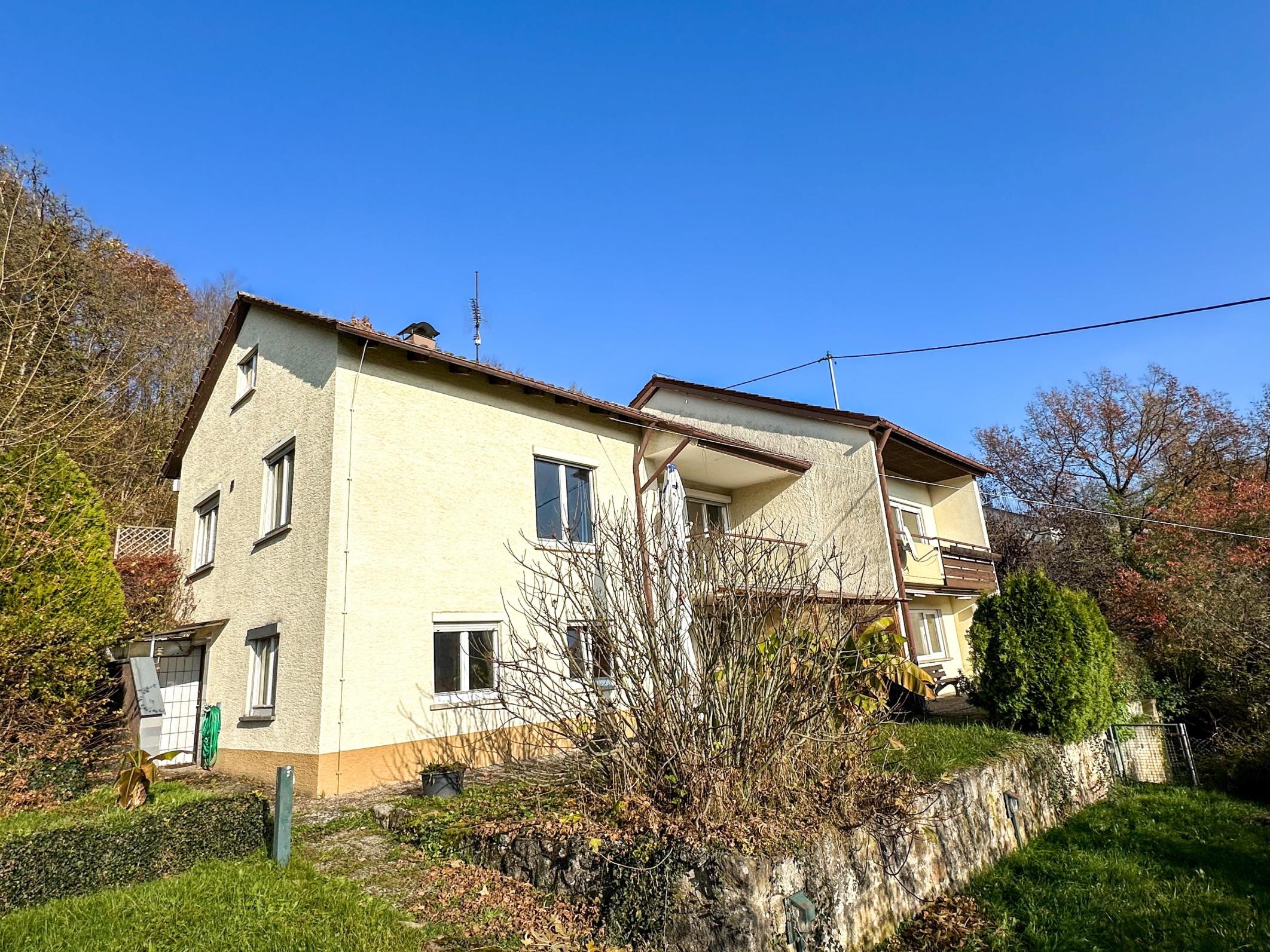 Einfamilienhaus zum Kauf 670.000 € 7 Zimmer 190 m²<br/>Wohnfläche 857 m²<br/>Grundstück Neuenhaus Aichtal 72631