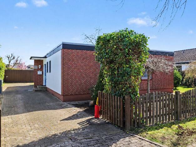 Bungalow zum Kauf provisionsfrei 225.000 € 4 Zimmer 95 m² 854 m² Grundstück Winsen Winsen (Aller) 29308