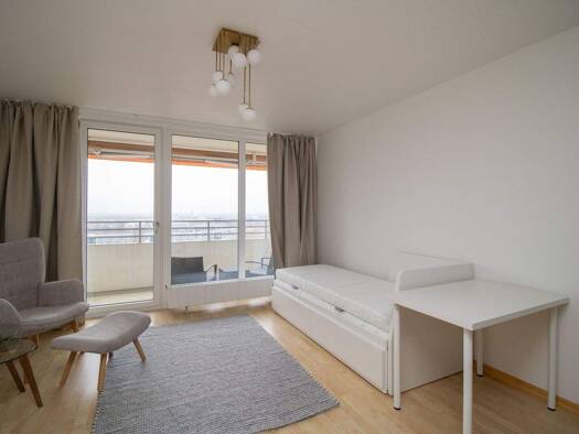 Wohnung zur Miete 1.195 € 1 Zimmer 32,4 m² 10. Geschoss frei ab sofort Leopoldstraße 206 Schwabing-Freimann München 80804