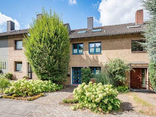 Reihenmittelhaus zum Kauf 389.000 € 6 Zimmer 141 m² 205 m² Grundstück Hochheide Duisburg 47199
