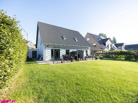 Einfamilienhaus zum Kauf 675.000 € 5 Zimmer 179 m² 266 m² Grundstück frei ab 01.01.2026 Greven 48268