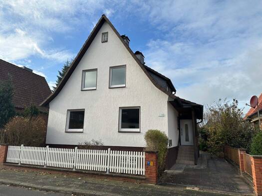 Einfamilienhaus zum Kauf 329.000 € 5 Zimmer 125 m² 583 m² Grundstück Neuenhäusen Celle 29221