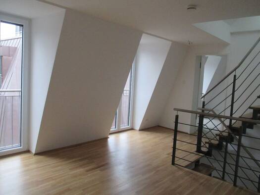 Wohnung zur Miete 880 € 2 Zimmer 73 m² 4. Geschoss frei ab 01.09.2026 Nikolaistraße 22 Zentrum Mitte 04109