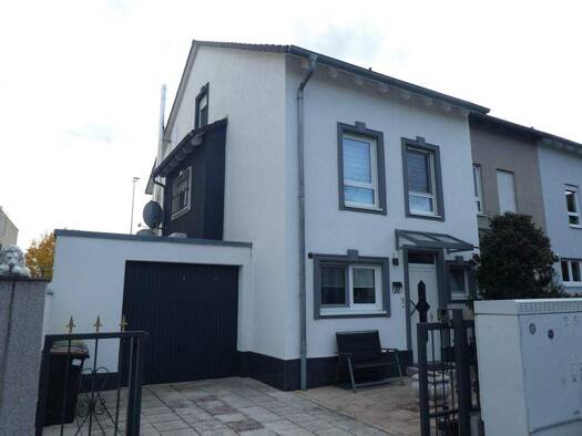 Reihenendhaus zum Kauf 880.000 € 5 Zimmer 163 m² 225 m² Grundstück Fechenheim Frankfurt am Main 60386