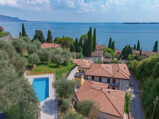 Wohnung zum Kauf 693.000 € 4 Zimmer 90 m² EG frei ab sofort Via Privata del Fontanone 21 Gardone Riviera 25083