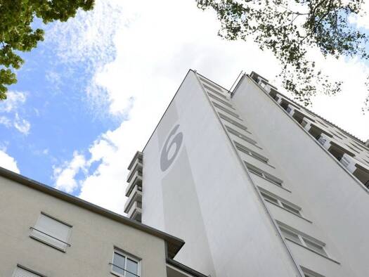 Wohnung zur Miete 535 € 1 Zimmer 47,6 m² 3. Geschoss frei ab 16.10.2026 Isarstraße 6 Reinhausen Regensburg 93057