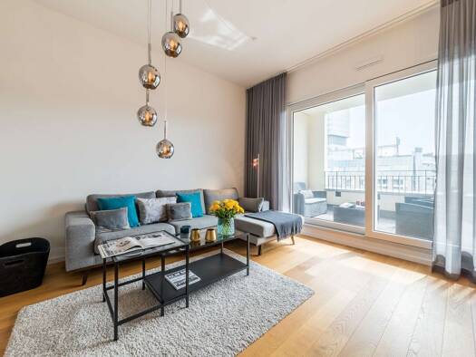 Wohnung zur Miete 2.290 € 2 Zimmer 65 m² 5. Geschoss frei ab 01.05.2026 Bahnhofsviertel Frankfurt am Main 60327