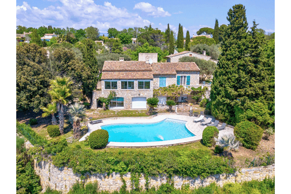 Einfamilienhaus zum Kauf 2.500.000 € 9 Zimmer 350 m² 20.000 m² Grundstück MONTAUROUX 83440