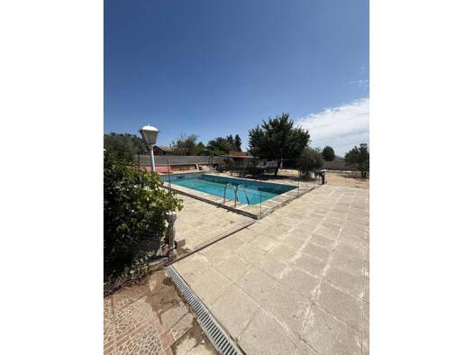 Villa zum Kauf 350.000 € 4 Zimmer 157 m² 1.002 m² Grundstück Ugena 45217