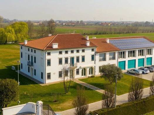 Haus zum Kauf 3.200.000 € 1.141 m² Centrale 36030