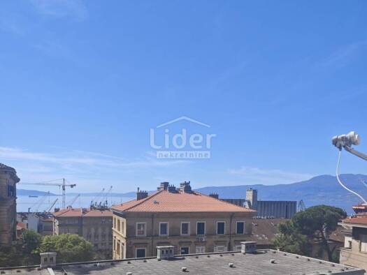 Wohnung zur Miete 600 € 2 Zimmer 56 m² 2. Geschoss Belveder, Rijeka Belveder - Kozala