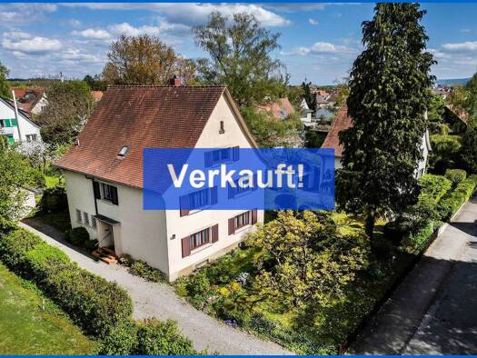Einfamilienhaus zum Kauf 7,5 Zimmer 240 m² 890 m² Grundstück Singen Singen (Hohentwiel) 78224
