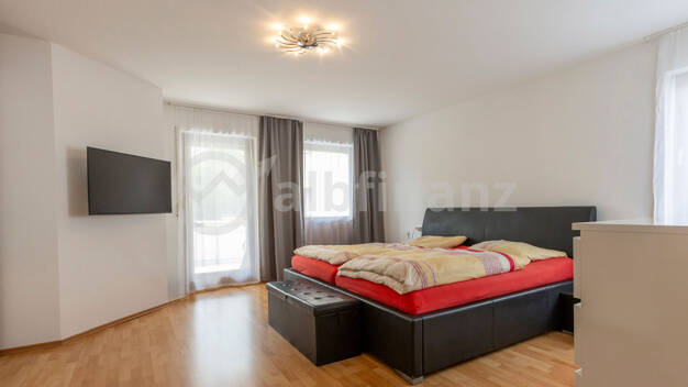 Wohnung zum Kauf 460.000 € 4 Zimmer 119,8 m² 1. Geschoss Mittelstadt Reutlingen 72766