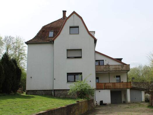 Mehrfamilienhaus zum Kauf 355.000 € 12 Zimmer 265 m² 17.342 m² Grundstück Lügde 32676