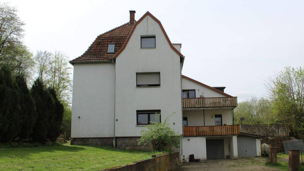 Mehrfamilienhaus zum Kauf 355.000 € 12 Zimmer 265 m² 17.342 m² Grundstück Lügde 32676