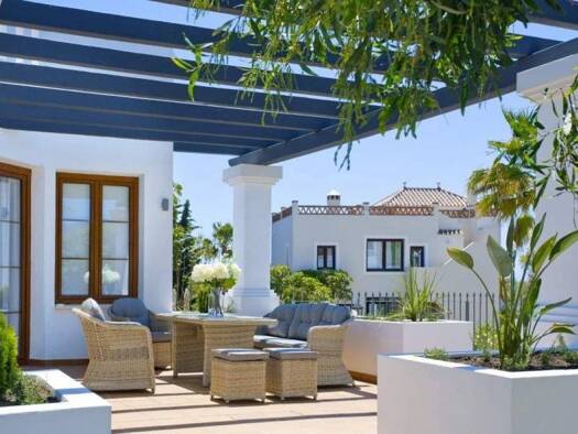 Villa zum Kauf 949.500 € 4 Zimmer 298 m² 515 m² Grundstück Estepona 29680