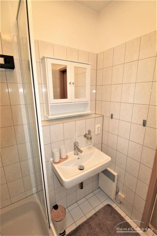 Property thumbnail 9