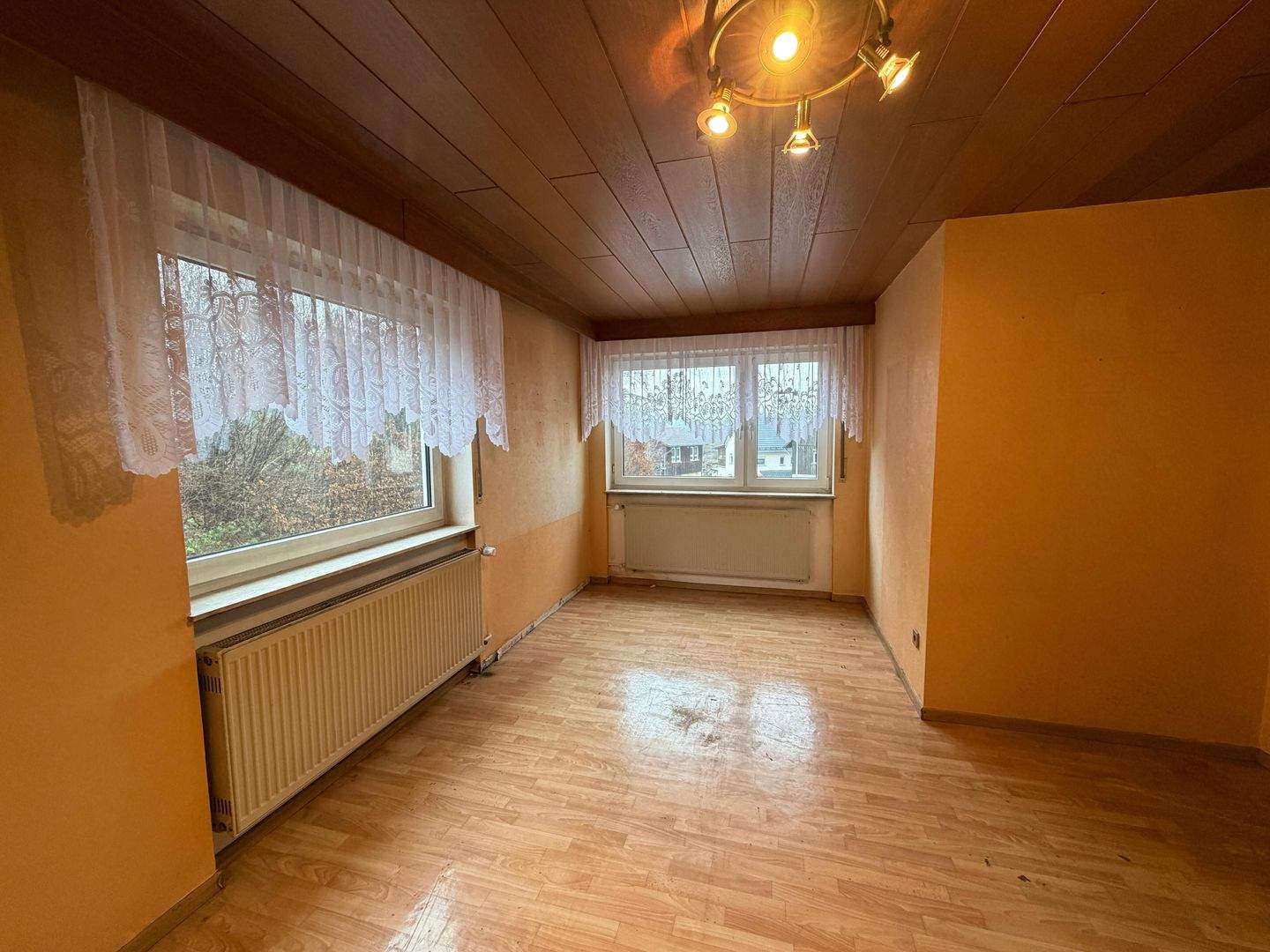 Immobilie in Mücke - Einfamilienhaus in Mücke! Sofort frei! - Bild 3