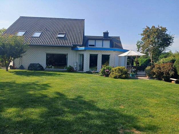 Einfamilienhaus zum Kauf - Erstbezug provisionsfrei 819.000 € 6 Zimmer 204 m² 1.400 m² Grundstück Großzschocher Leipzig 04249