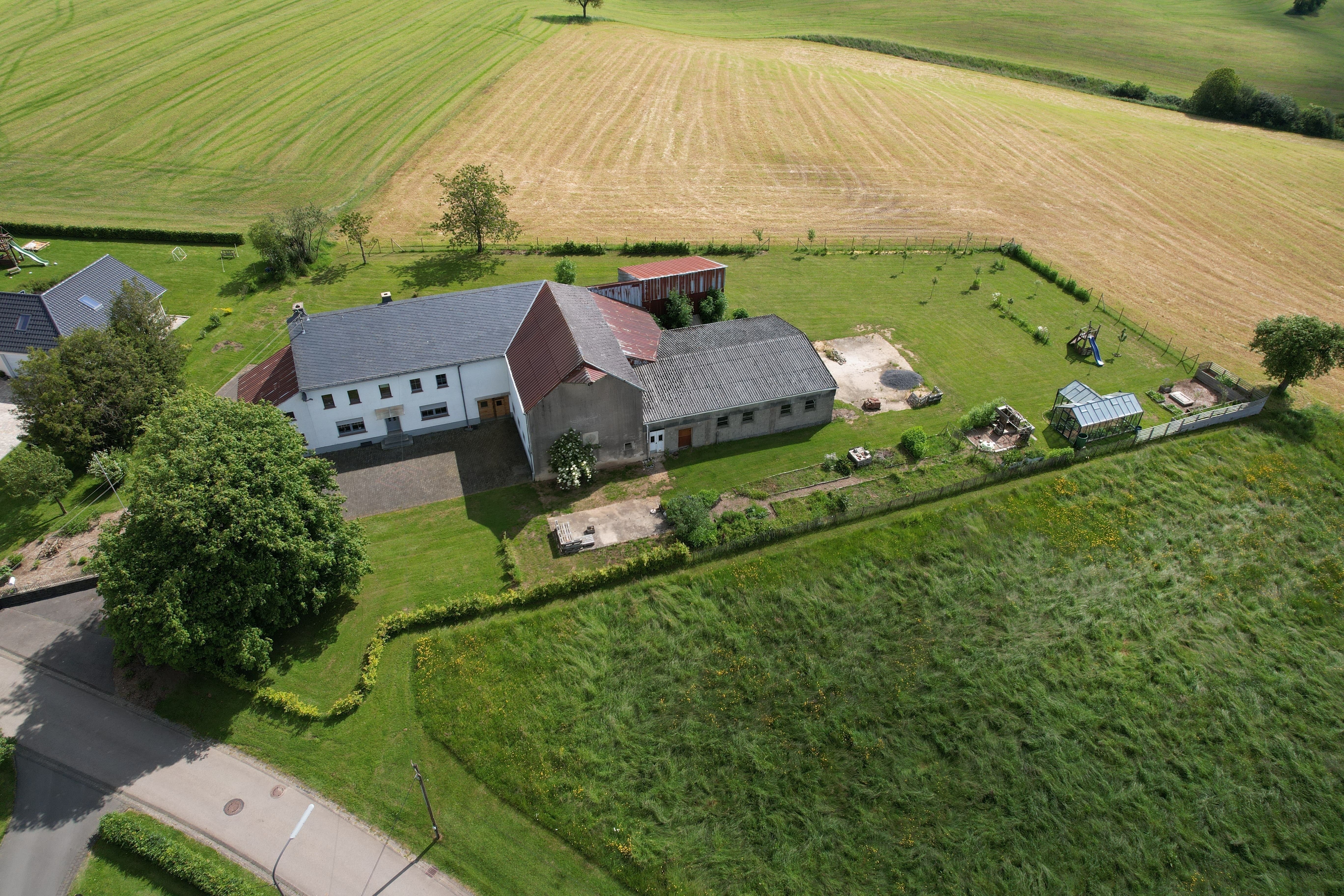 Bauernhaus zum Kauf 345.000 € 5 Zimmer 116 m²<br/>Wohnfläche 3.717 m²<br/>Grundstück ab sofort<br/>Verfügbarkeit Kleinweis 3 Ammeldingen bei Neuerburg 54673