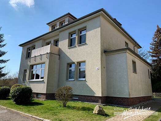 Wohnung zur Miete 450 € 2 Zimmer 62,4 m² frei ab 01.12.2026 Bahnhofstraße 6 Regis-Breitingen Regis-Breitingen 04565