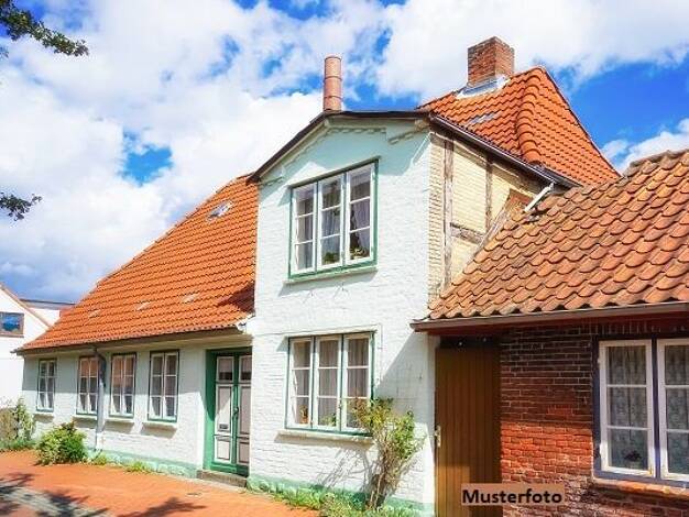 Einfamilienhaus zum Kauf 1.240.000 € 247 m² 734 m² Grundstück Harheim Harheim 60437