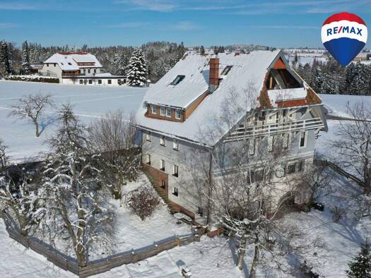 Mehrfamilienhaus zum Kauf 619.000 € 18 Zimmer 449 m² 855 m² Grundstück Höchenschwand 79862