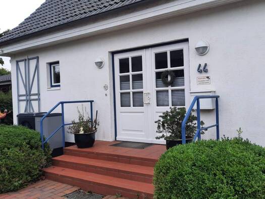 Einfamilienhaus zum Kauf 449.000 € 6 Zimmer 175 m² 871 m² Grundstück frei ab sofort Eutin 23701