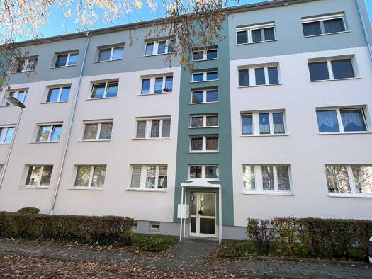 Wohnung zur Miete 449 € 4 Zimmer 70 m² Geschoss 3/4 frei ab sofort Schulstr. 7 Langenberg Gera 07552