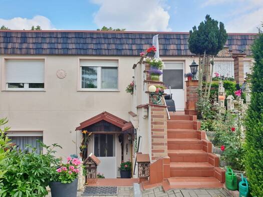 Bungalow zum Kauf 198.000 € 5 Zimmer 120 m² 508 m² Grundstück frei ab sofort Naumburger Straße (Beuna) 179 Beuna Merseburg 06217