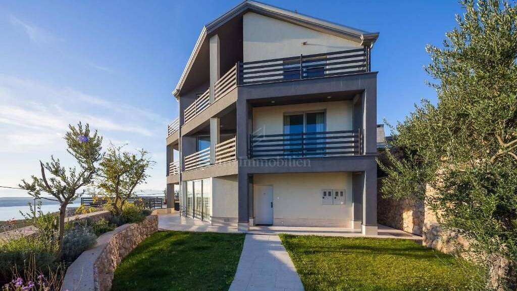 Haus zum Kauf 2.100.000 € 14 Zimmer 370 m² 1.630 m² Grundstück Dramalj