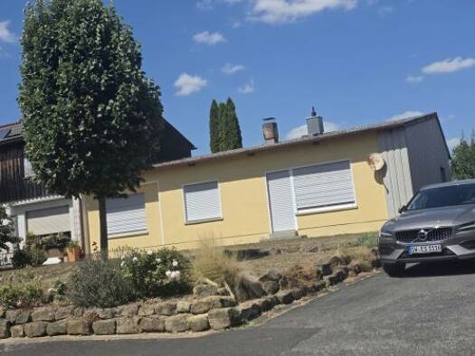 Einfamilienhaus zum Kauf 229.000 € 5 Zimmer 101,1 m² 862 m² Grundstück Waigolshausen Waigolshausen 97534