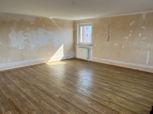 Wohnung zur Miete 512 € 3 Zimmer 93 m² Stadtmitte Völklingen 66333