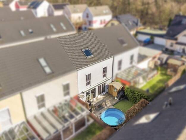 Reihenmittelhaus zum Kauf provisionsfrei 420.000 € 5 Zimmer 137 m² 156 m² Grundstück Ludwigsfelde 14974