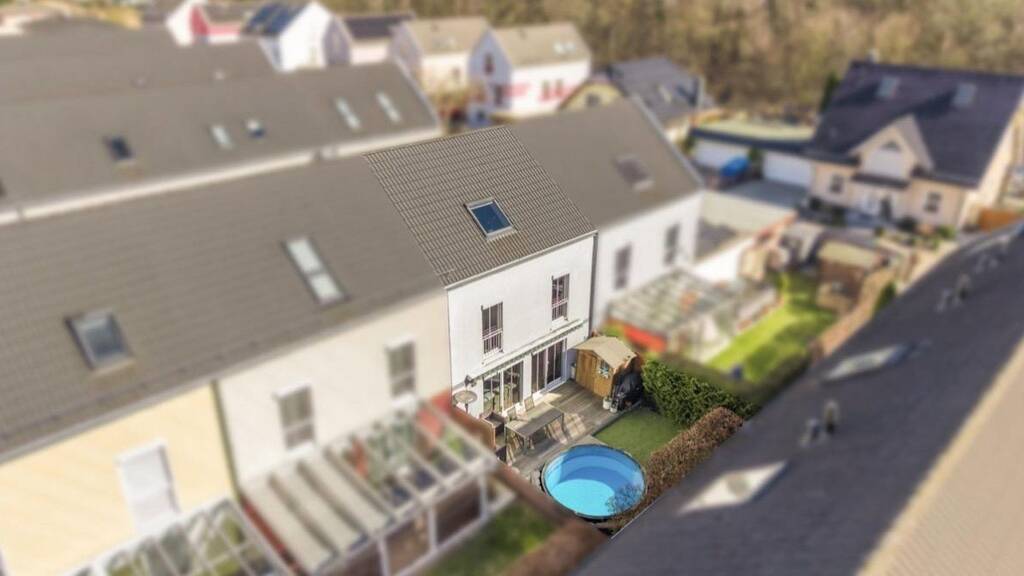 Reihenmittelhaus zum Kauf provisionsfrei 420.000 € 5 Zimmer 137 m² 156 m² Grundstück Ludwigsfelde 14974