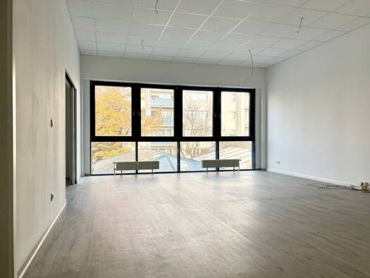 Bürofläche zum Kauf provisionsfrei 625 € 3 Zimmer 106 m² Bürofläche Helbersdorf Helbersdorf 09120