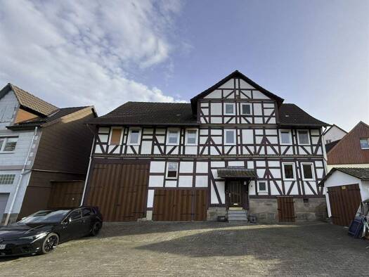 Einfamilienhaus zum Kauf 139.000 € 6 Zimmer 200 m² 736 m² Grundstück frei ab sofort Uengsterode Großalmerode 37247