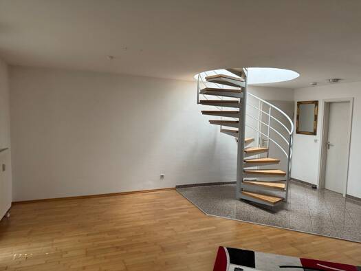 Maisonette zur Miete 1.140 € 3 Zimmer 96 m² Geschoss 2/3 frei ab 01.10.2025 Aldingen Remseck am Neckar 71686